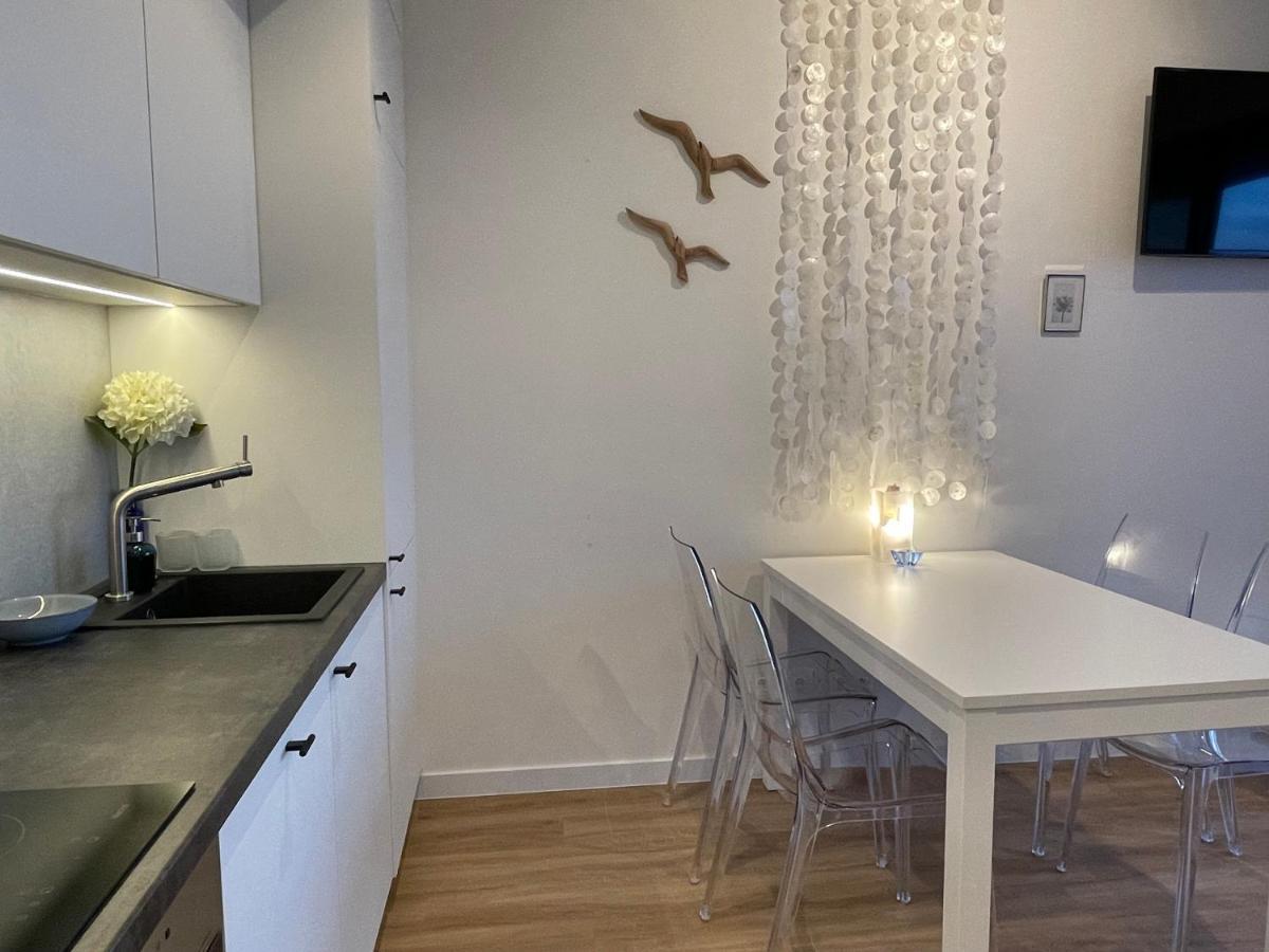 Apartament Morski Widok Nautic Park 51 Darlowko Exterior foto